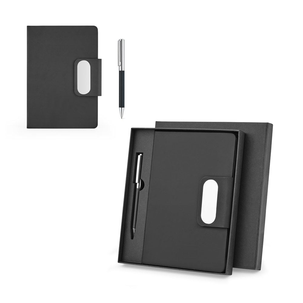 GARRETT. Conjunto composto por 1 caneta esferográfica e 1 caderno, em PU e aço inox