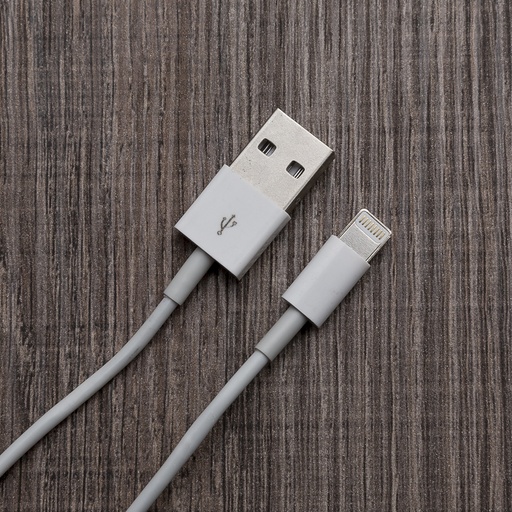 [X053031] CABO USB COM ENTRADA LIGHTNING/IPHONE.
